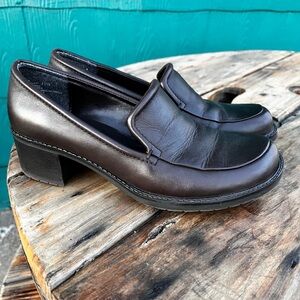 White Mountain Dark Brown Leather Loafers
